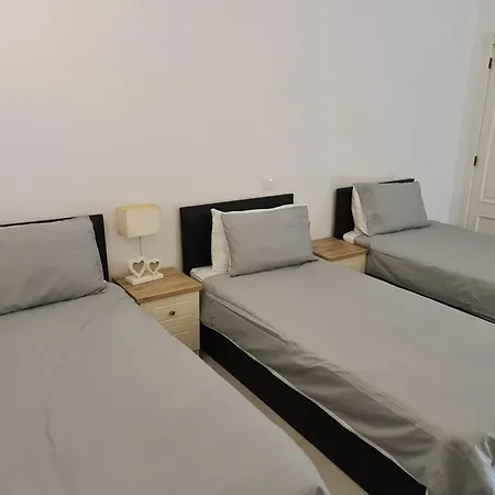 401 - 2 Bedroom - Oura - Sea View *