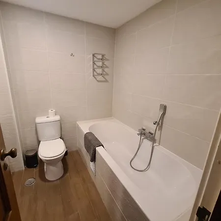 401 - 2 Bedroom - Oura - Sea View דירה