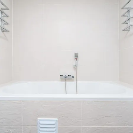 Apartment 401 - 2 Bedroom - Oura - Sea View